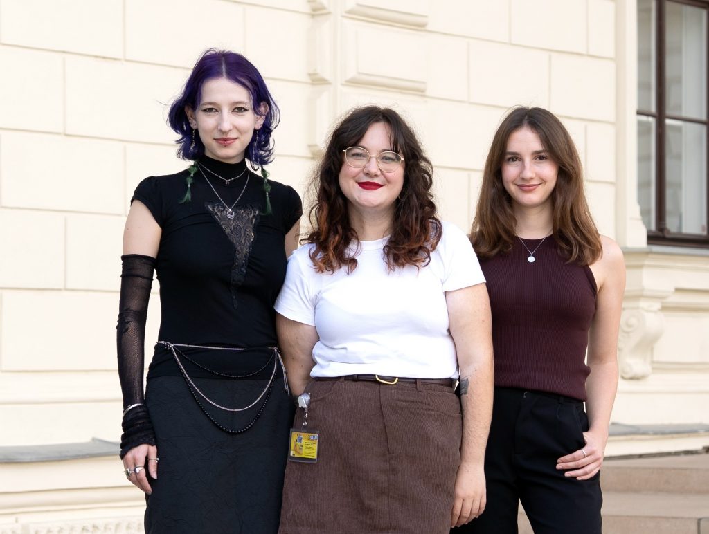 Unser ÖH Vorsitz, von links nach rechts: Ida, Mary, Valentina